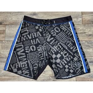 MAUI & SONS Board Shorts Y2K All over Print Logo Surf Swim Beach black blue gray